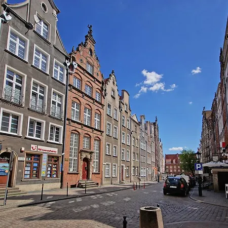 Apartament Kameralny 13 *
